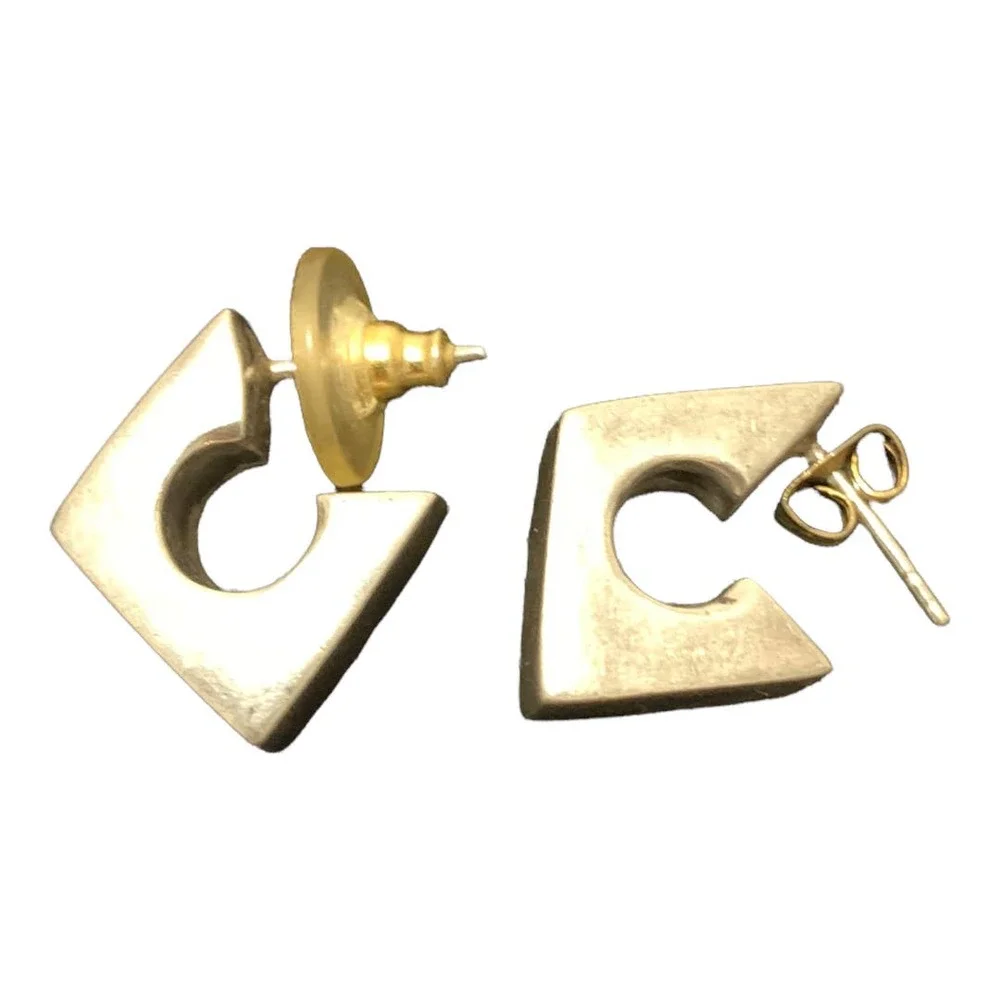 Silver Plated Earrings-Costume Jewelry - Picture 1 of 2
